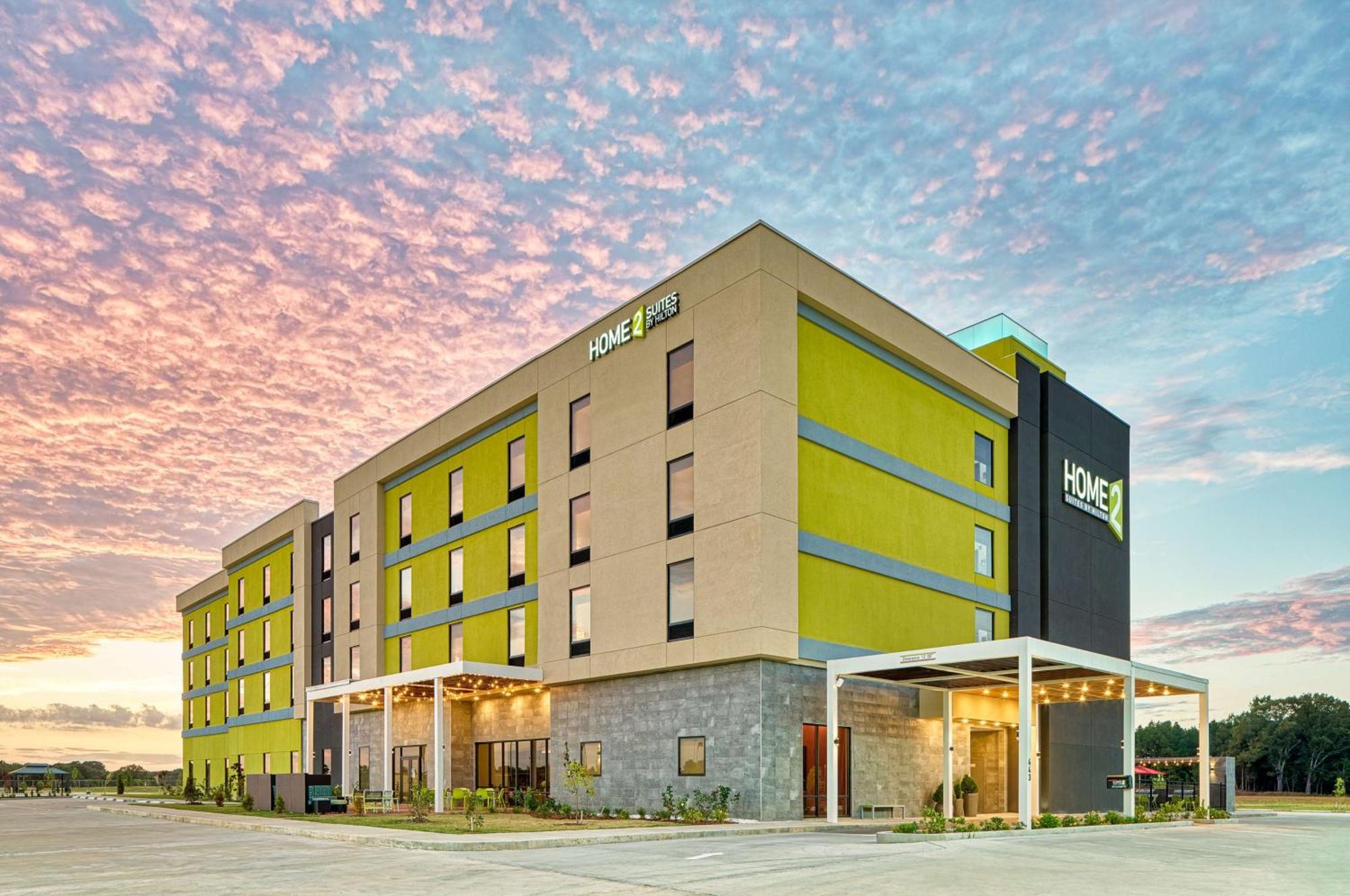 Home2 Suites By Hilton Batesville Bagian luar foto