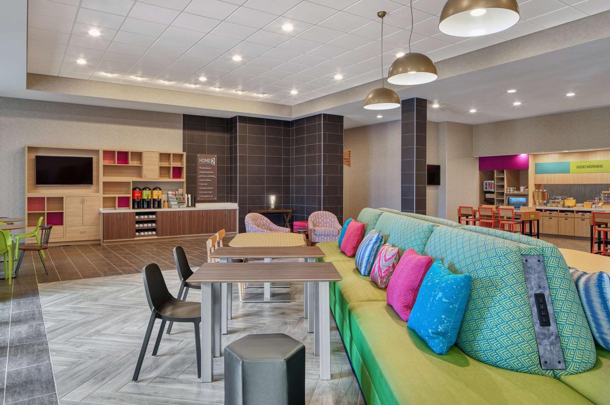 Home2 Suites By Hilton Batesville Bagian luar foto