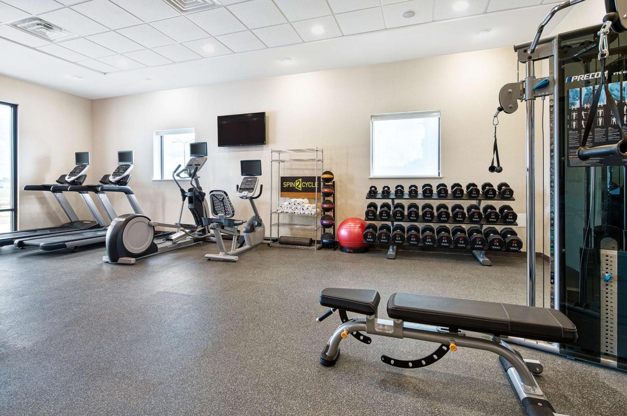 Home2 Suites By Hilton Batesville Bagian luar foto